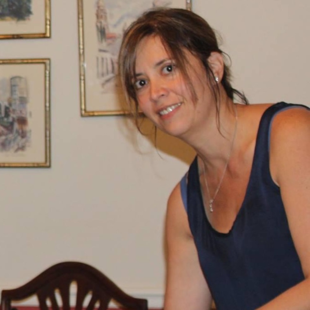 Meet your Posher, Claudia